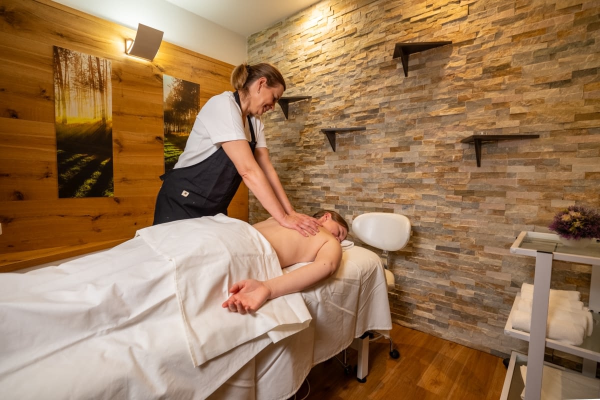 Probieren sie das Sporthotel aus